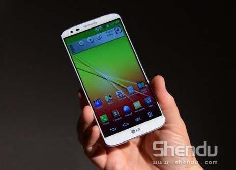 LG G2不走尋常路 個(gè)性設(shè)計(jì)高性能配置詳情解析